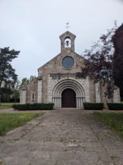 Camino Frances - Dzień 2. Kościółek Santa Maria de Compostilla