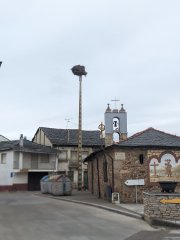 Camino Frances - Dzień 2. Wiejska zabudowa Columbrianos