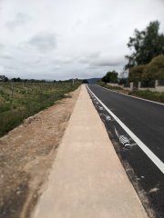 Camino Frances - Dzień 2. Szosą w kierunku Villafranca del Bierzo