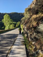Camino Frances - Dzień 3. Idziemy doliną wzdłuż drogi