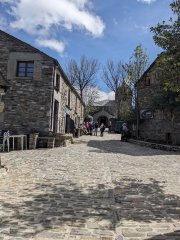 Camino Frances - Dzień 4. Uliczka w O Cebeiro