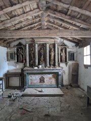 Camino Frances - Dzień 5. Wnętrze kaplicy św. Antoniego