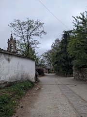 Camino Frances - Dzień 6. Kaplica w osadzie Aguiada